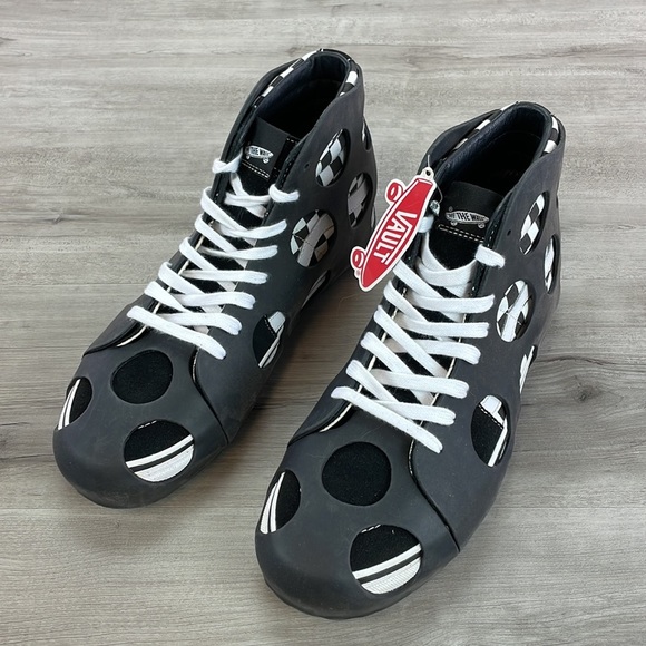 COPY - VANS - SK8 HI CAGE HIGH TOPS - Picture 3 of 9